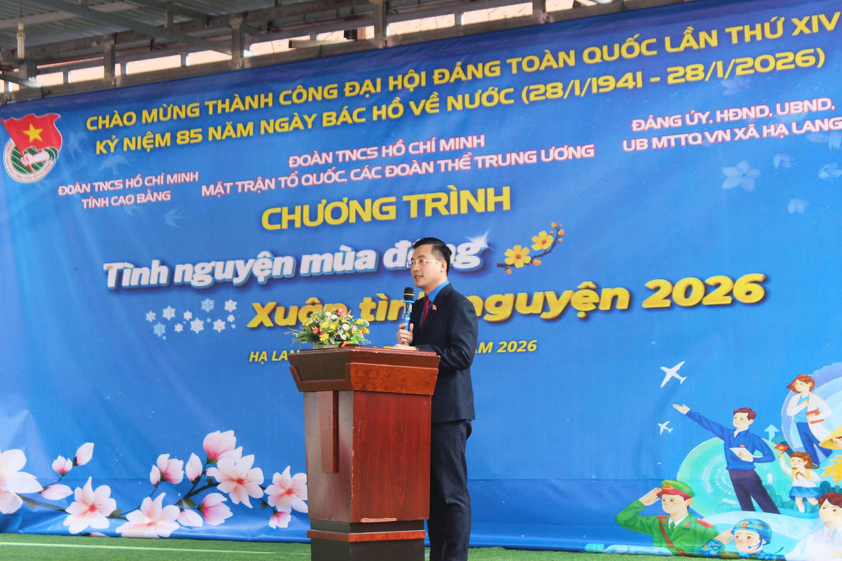 Bí thư Đoàn Thanh niên MTTQ, các đoàn thể Trung ương Nguyễn Nhất Linh phát biểu tại chương trình.