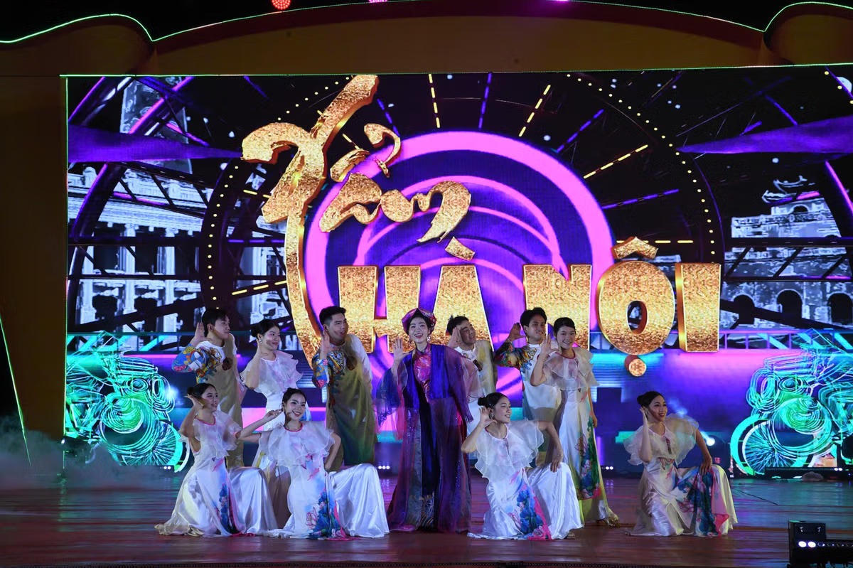 Giữ hồn truyền thống trong nhịp sống số