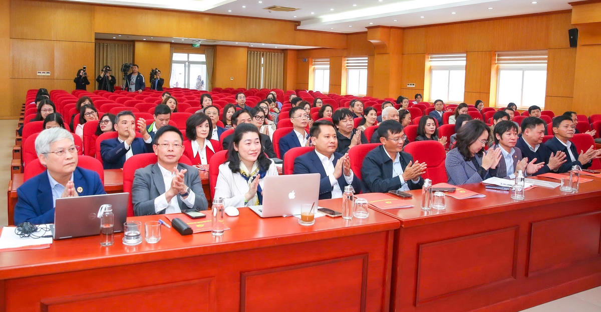 Lãnh đạo các cơ quan Báo chí tham dự buổi gặp mặt