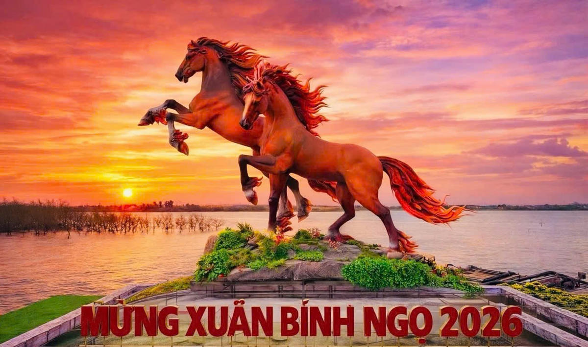Linh vật Song Mã trưng bày tại thôn Gia Độ, xã Triệu Bình. Ảnh: UBND xã cung cấp.