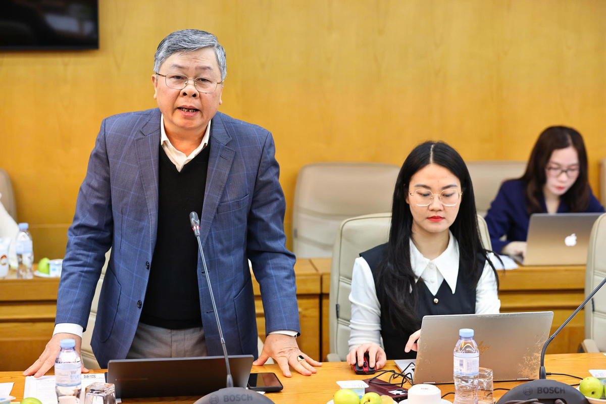 Đại biểu đóng góp ý kiến tại hội nghị phản biện xã hội.&nbsp;