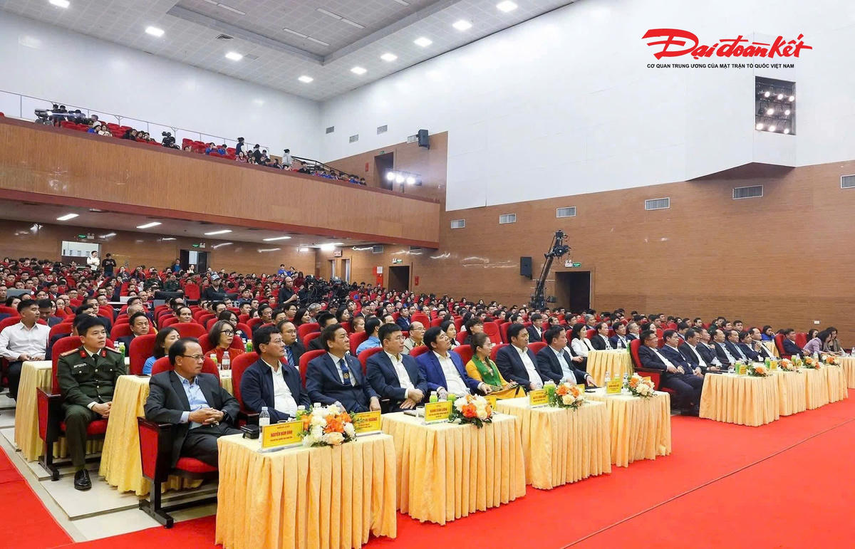 Các đại biểu tham dự chương trình&nbsp;“Nghĩa tình dòng Lam – Xuân Bính Ngọ năm 2026”. Ảnh: TD