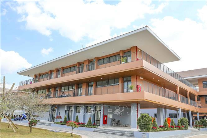 Những dãy nhà lớp học khang trang, hiện đại tại Trường Phổ thông Nội trú liên cấp Tiểu học và Trung học cơ sở Si Pa Phìn. Ảnh minh họa: Xuân Tư/TTXVN
