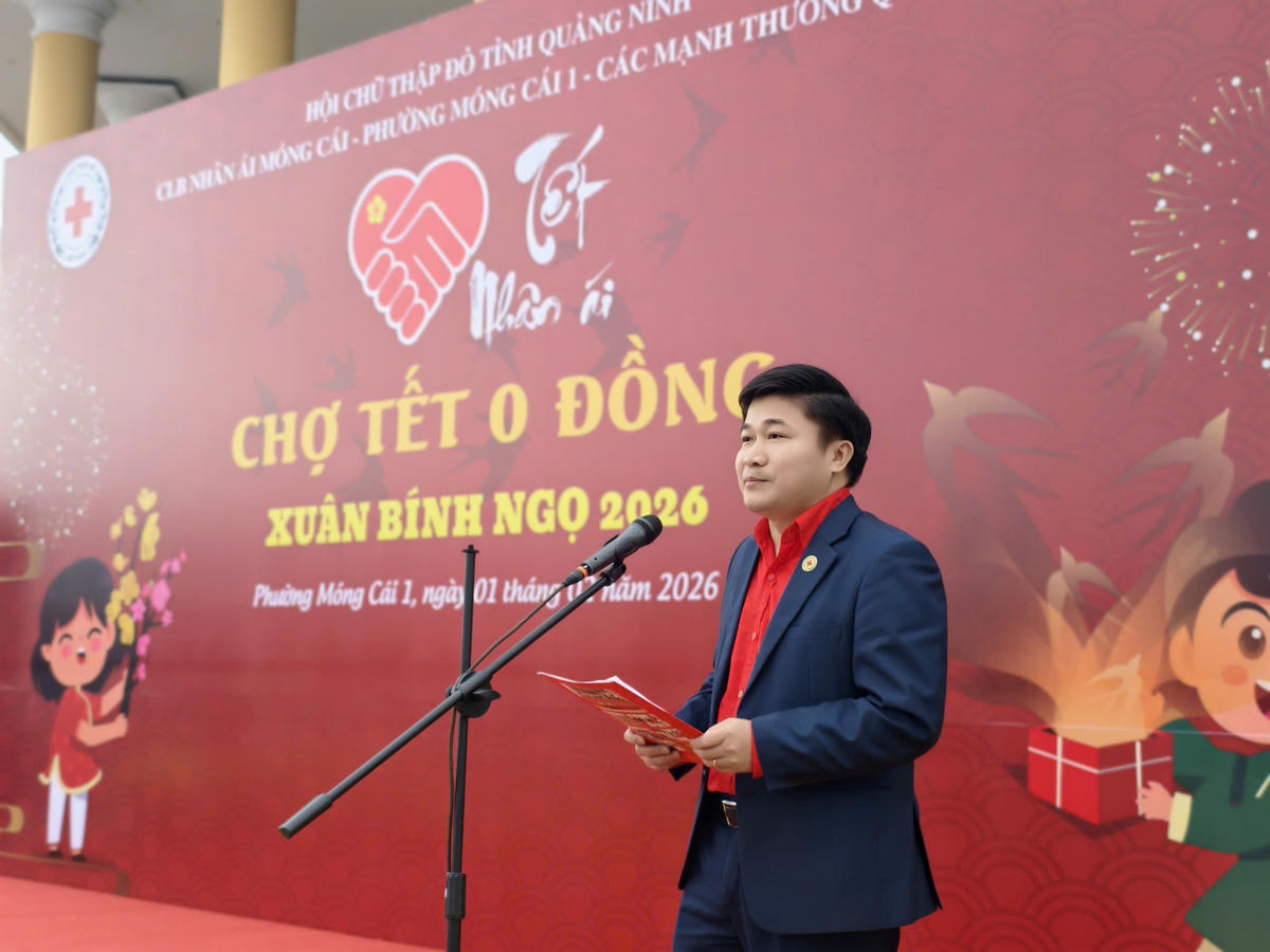 Ông Lý Văn Thành – Chủ tịch Hội CTĐ tỉnh Quảng Ninh phát biểu khai mạc chương trình. Ảnh: NA.&nbsp;