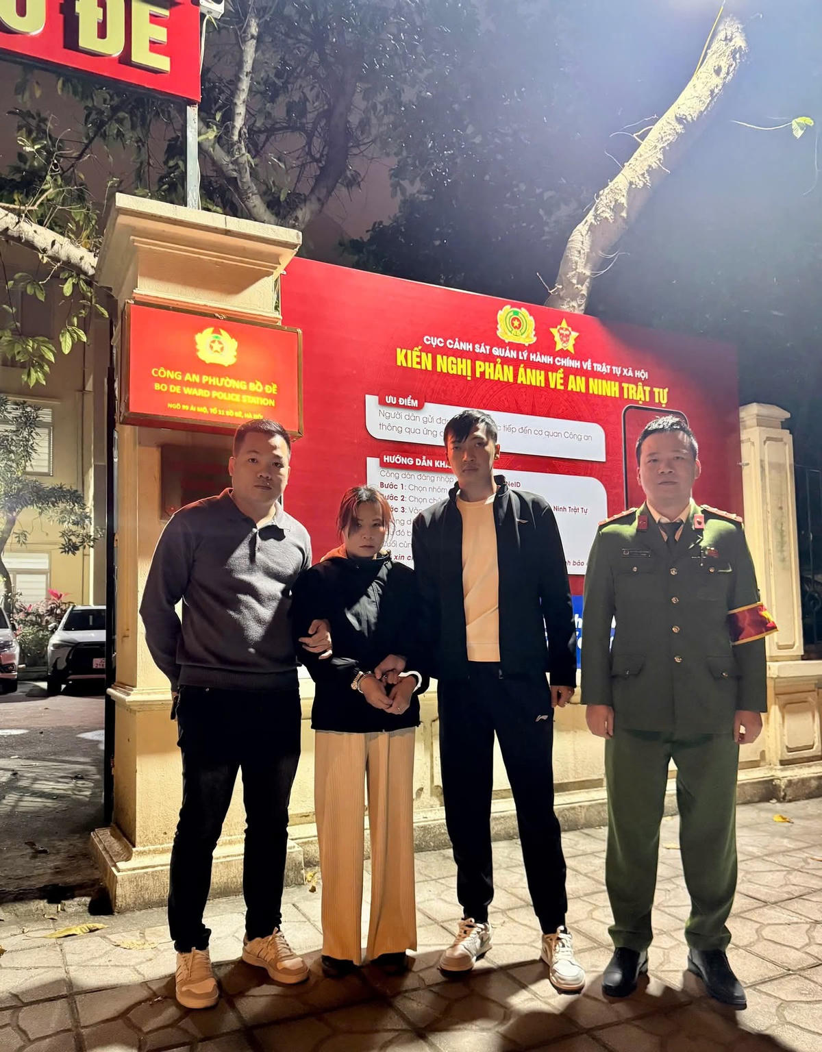 Đối tượng Nguyễn Thị T. khi bị bắt giữ. Ảnh: Công an phường Yên Bái.