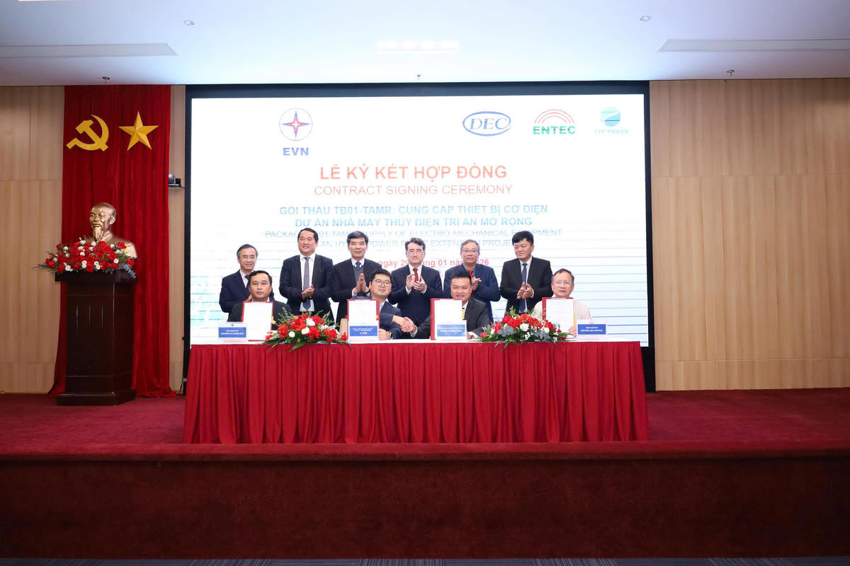 Quang cảnh lễ ký kết