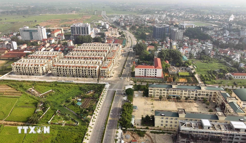 Hà Nội phấn đấu có ít nhất 8 huyện đạt chuẩn Nông thôn mới nâng cao vào năm 2025. Trong ảnh: Khu dân cư phía Nam của huyện Thường Tín, thành phố Hà Nội. (Ảnh: Vũ Sinh/TTXVN)
