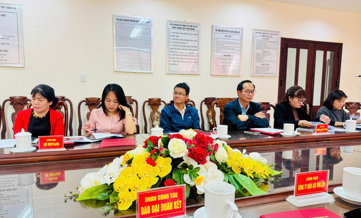 Chương trình “Xuân Biên phòng – Ấm lòng dân bản” sẽ được tường thuật trực tiếp trên sóng Báo và Phát thanh – Truyền hình Đắk Lắk