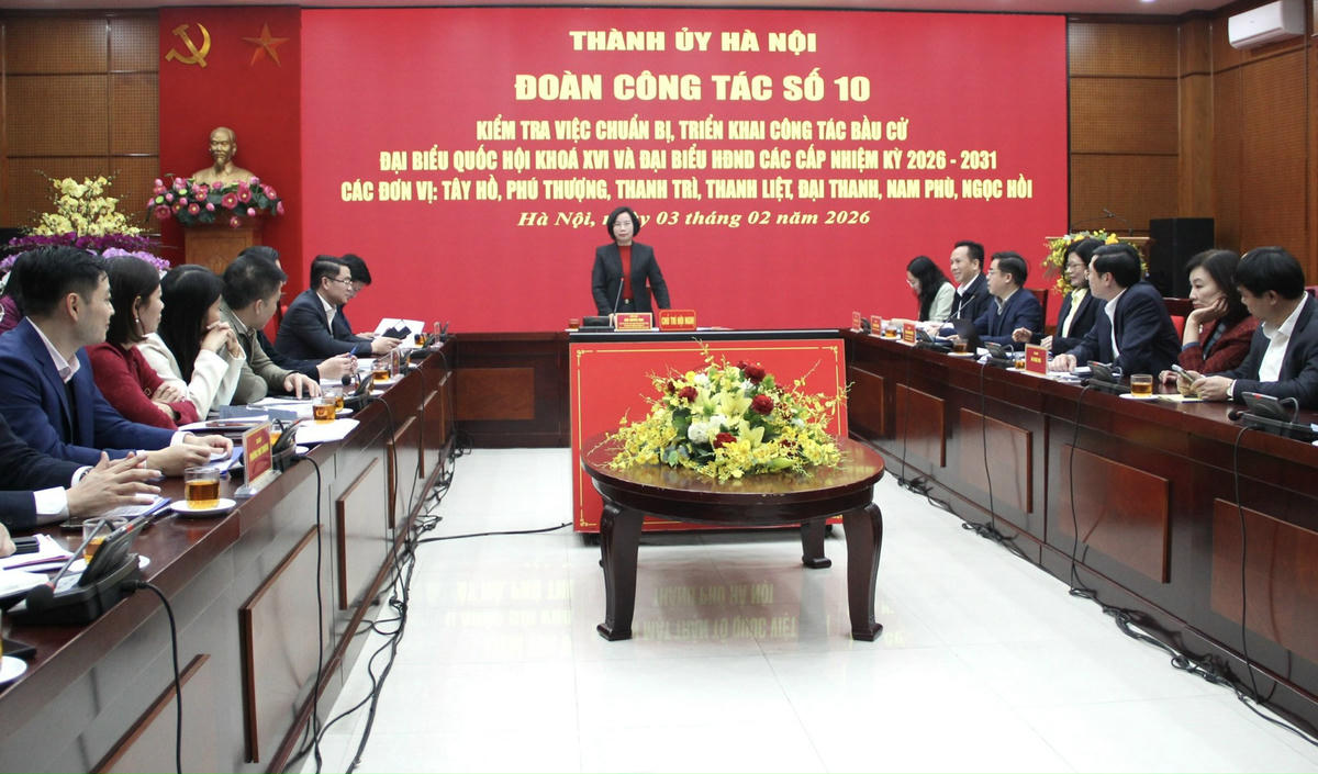 Quang cảnh buổi kiểm tra việc triển khai công tác bầu cử ĐBQH khóa XVI, đại biểu HĐND các cấp nhiệm kỳ 2026 - 2031 của 7 xã, phường. Ảnh: PV