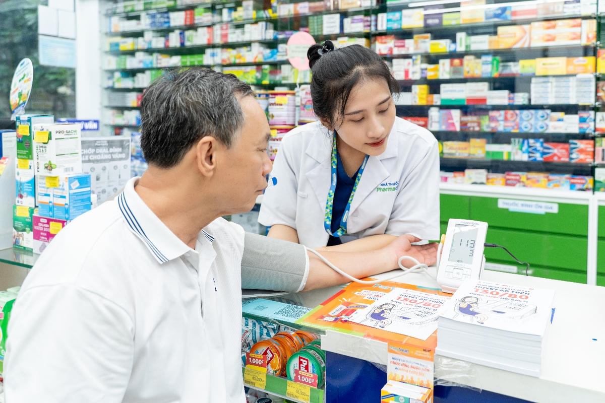 Pharmacity duy trì hoạt động hơn 70% hệ thống nhà thuốc xuyên kỳ nghỉ Tết, sẵn sàng hỗ trợ tư vấn và đáp ứng nhu cầu chăm sóc sức khỏe của người dân.