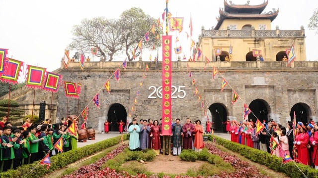 Rộn ràng sắc Xuân ở Hoàng thành Thăng Long