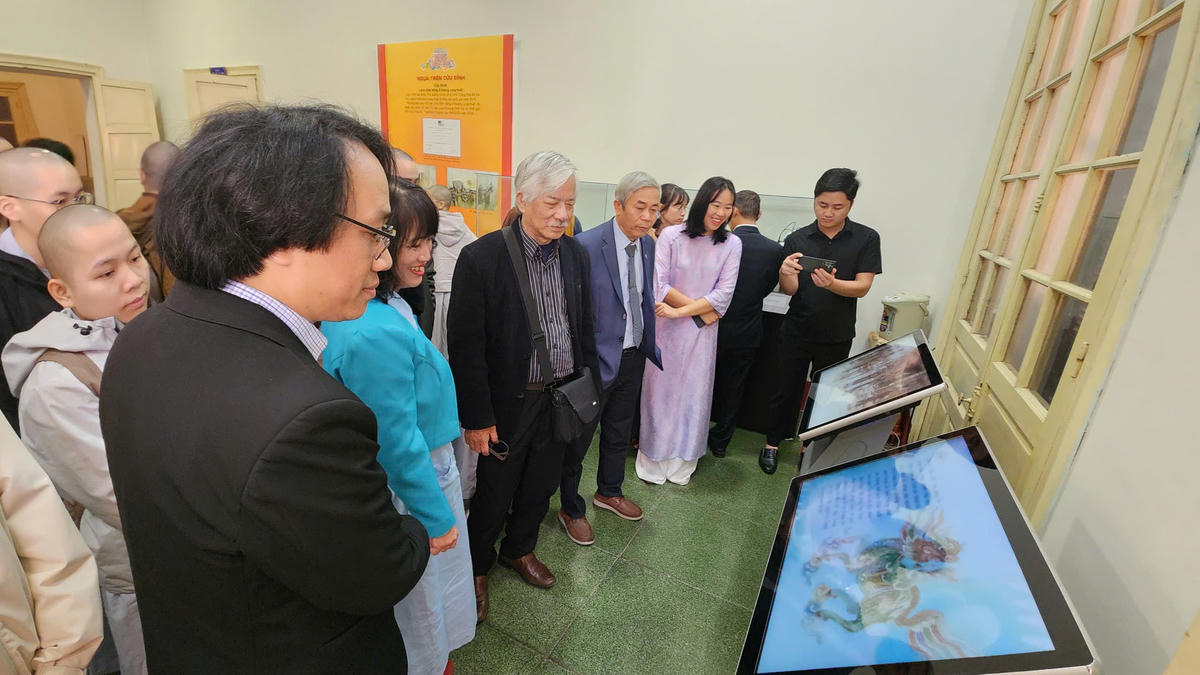 Triển lãm “Ngựa và Long Mã trong văn hóa cung đình thời Nguyễn” nhằm giới thiệu và tôn vinh hình tượng Ngựa và Long Mã, những biểu tượng có vị trí đặc biệt trong đời sống văn hóa, tư tưởng, nghi lễ cũng như nghệ thuật cung đình triều Nguyễn.&nbsp;Ảnh: L.C.