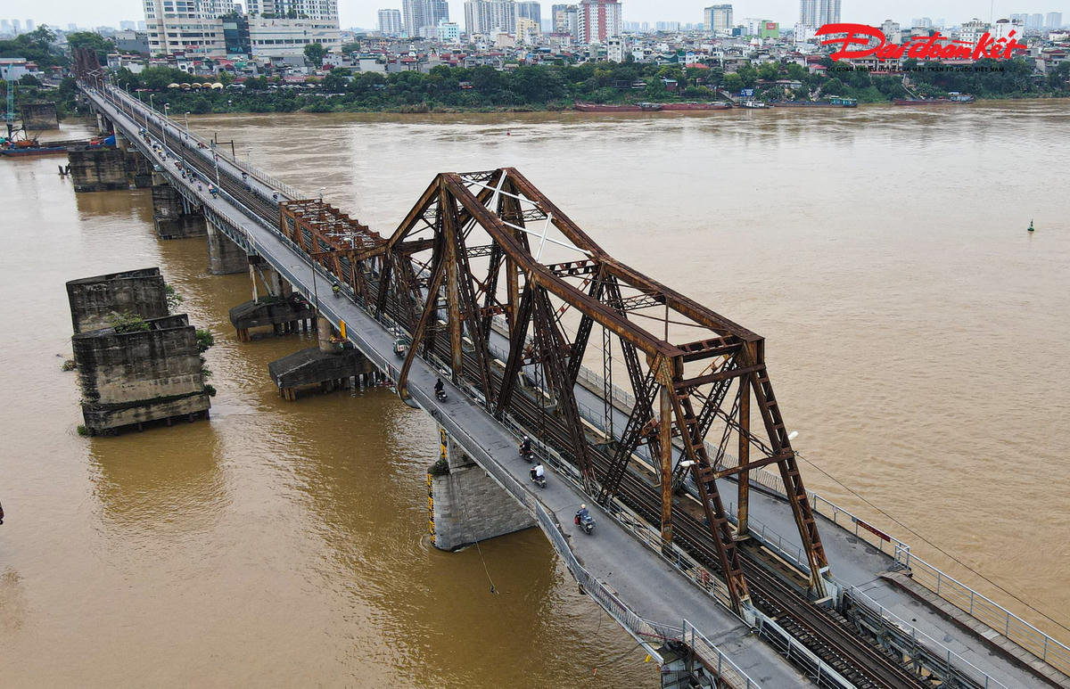 Hình ảnh cầu Long Biên.