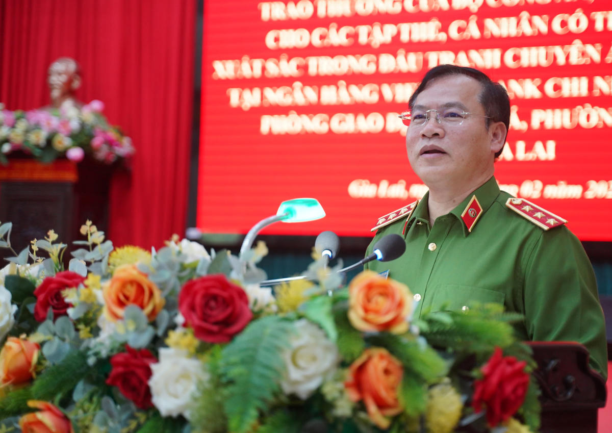 Thượng tướng Nguyễn Văn Long, Thứ trưởng Bộ Công an, Thủ trưởng Cơ quan Cảnh sát điều tra Bộ Công an phát biểu tại buổi Công bố. Ảnh: Tấn Thành.