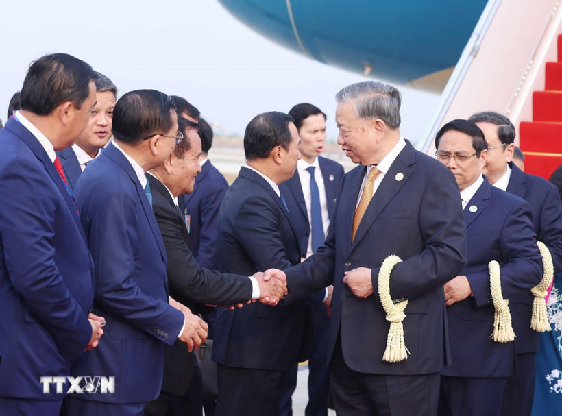 Lễ đón Tổng Bí thư Tô Lâm tại Sân bay Quốc tế Techo. (Ảnh: Thống Nhất/TTXVN).