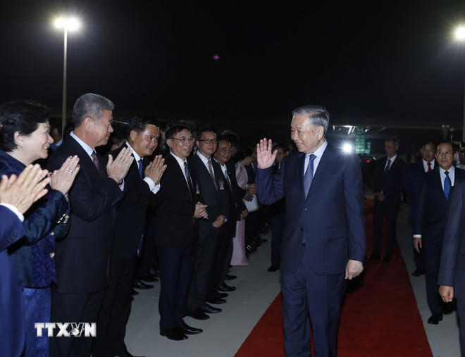 Lễ tiễn Tổng Bí thư Tô Lâm và đoàn cấp cao Việt Nam tại Sân bay Quốc tế Techo. (Ảnh: Thống Nhất/TTXVN).