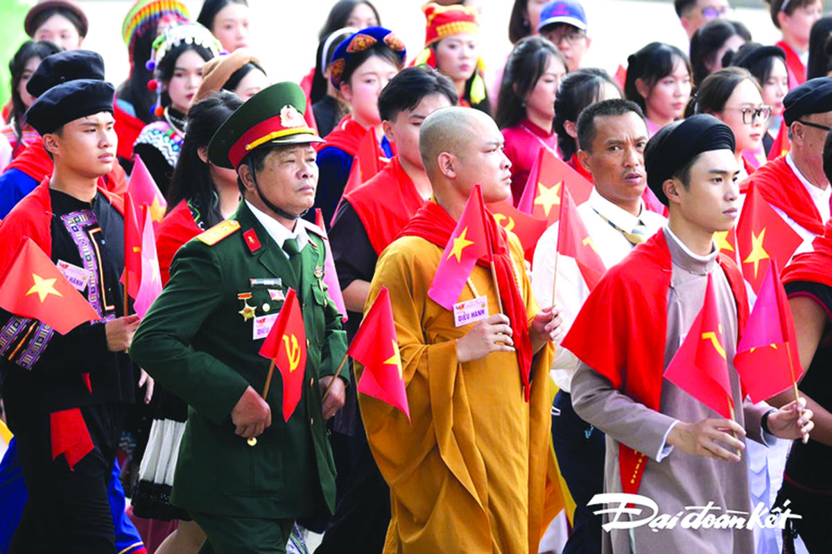 Thông qua các phong trào, cuộc vận động do Mặt trận và các tổ chức đoàn thể phát động, tinh thần đoàn kết, trách nhiệm cộng đồng được lan tỏa sâu rộng, góp phần xây dựng quê hương ngày càng  giàu đẹp.