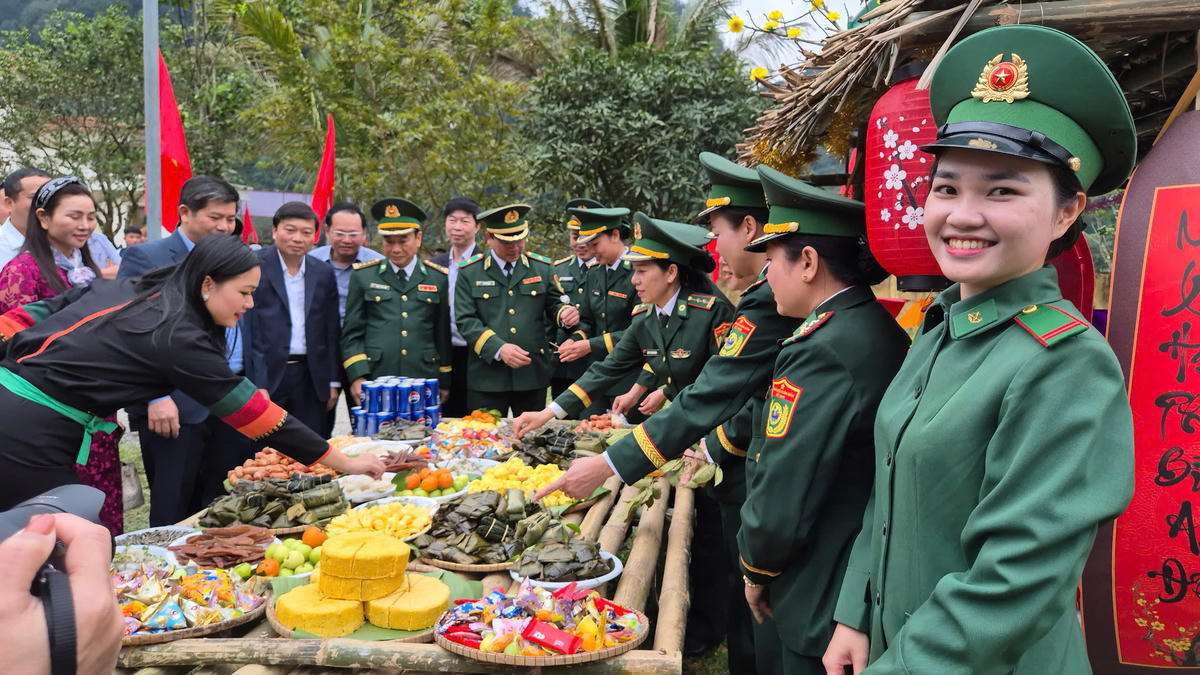 Từ ngày 5 - 6/2, tại xã Kim Phú (tỉnh Quảng Trị) diễn ra chương trình “Xuân Biên phòng ấm lòng dân bản” năm 2026. Ảnh: BTC.