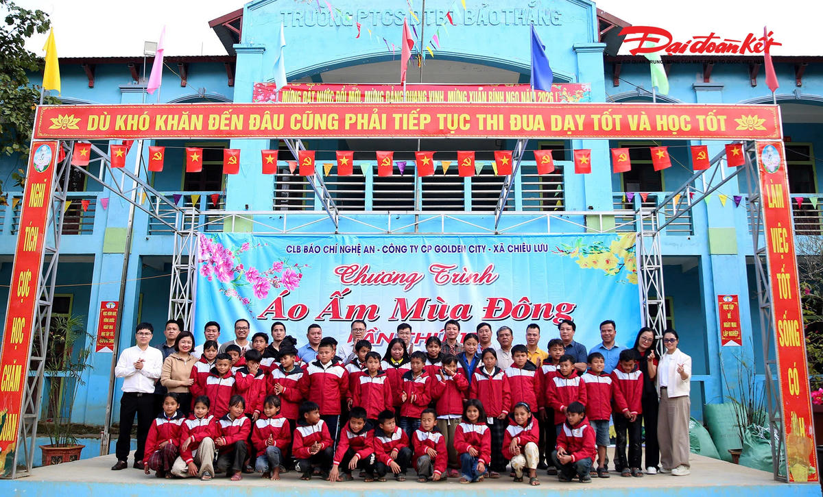 Xã Chiêu Lưu là địa bàn đặc biệt khó khăn, giao thông cách trở, địa hình hiểm trở. Từ trung tâm xã ra Quốc lộ 7A chỉ khoảng 30km nhưng phải mất trung bình hơn 1,5 giờ di chuyển. Ảnh: XH