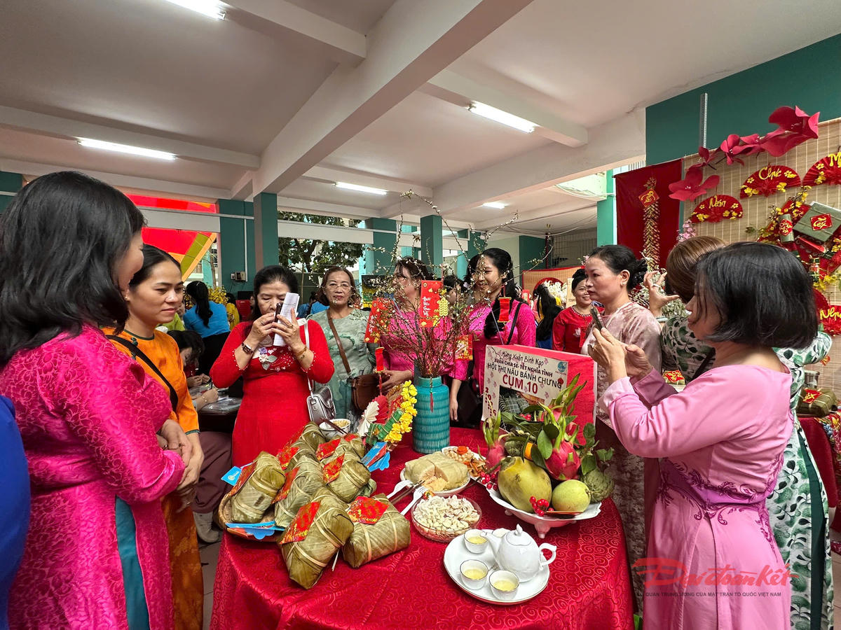 TP Hồ Chí Minh: Lan tỏa yêu thương tại ngày hội 'Tết Việt – Xuân nghĩa tình' ở khu dân cư