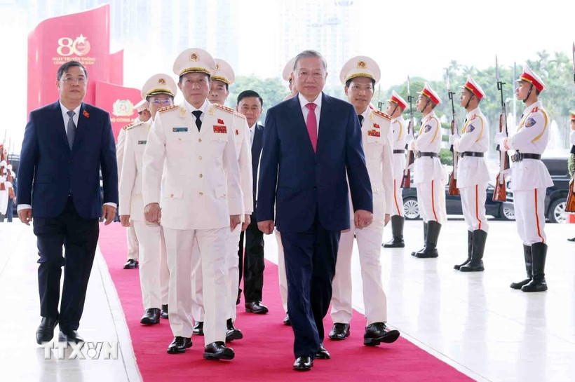 Tổng Bí thư Tô Lâm tới dự Lễ kỷ niệm 80 năm Ngày truyền thống Công an nhân dân. (Ảnh: Phạm Kiên/TTXVN).