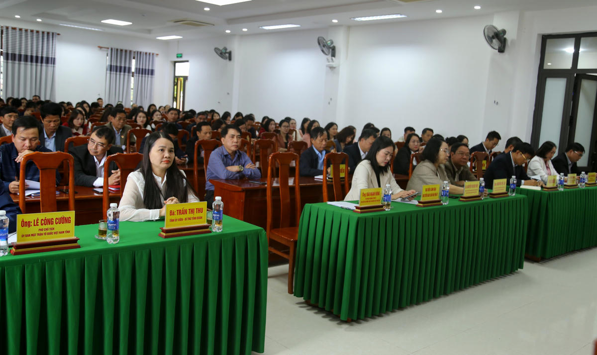 Đại biểu tham dự Hội nghị. Ảnh: Đỗ Văn.