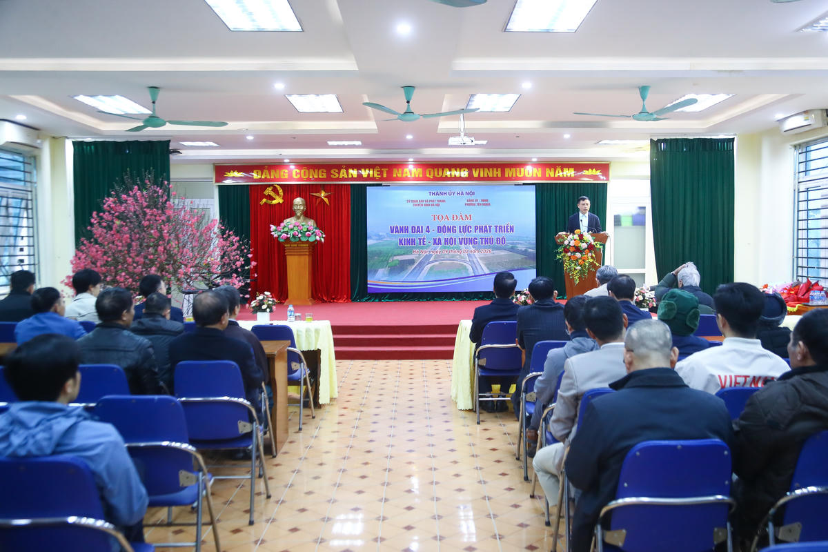 Quang cảnh buổi tọa đàm.