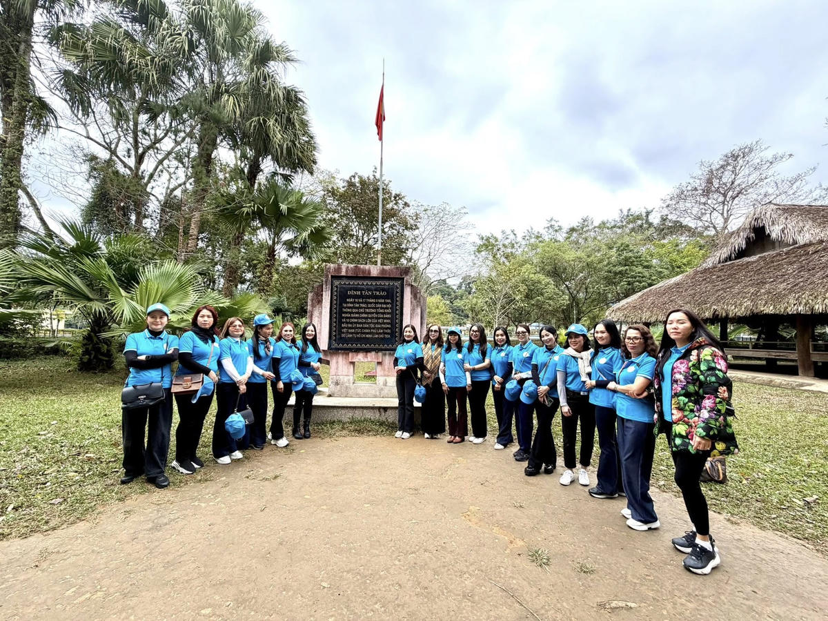 Kiều bào châu Âu về Tân Trào, gieo mùa xuân yêu thương nơi Chiến khu xưa
