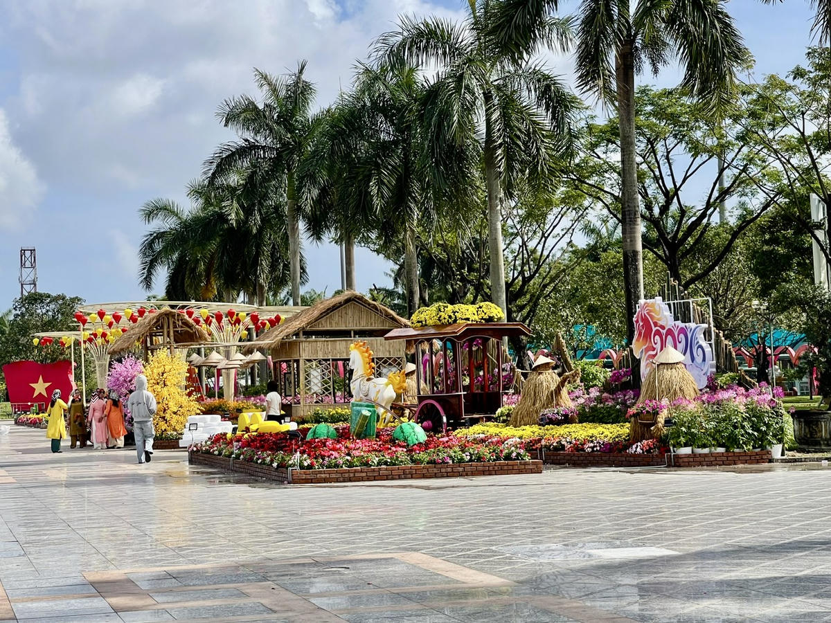 Ấm cúng khi bắt gặp cảnh quê nhà nơi phố thị. Ảnh: Tấn Thành