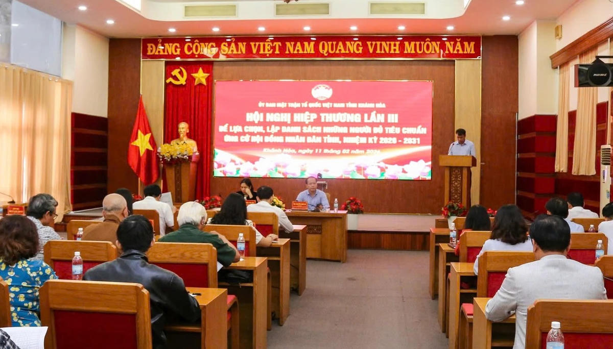 Quang cảnh hội nghị. Ảnh X.H