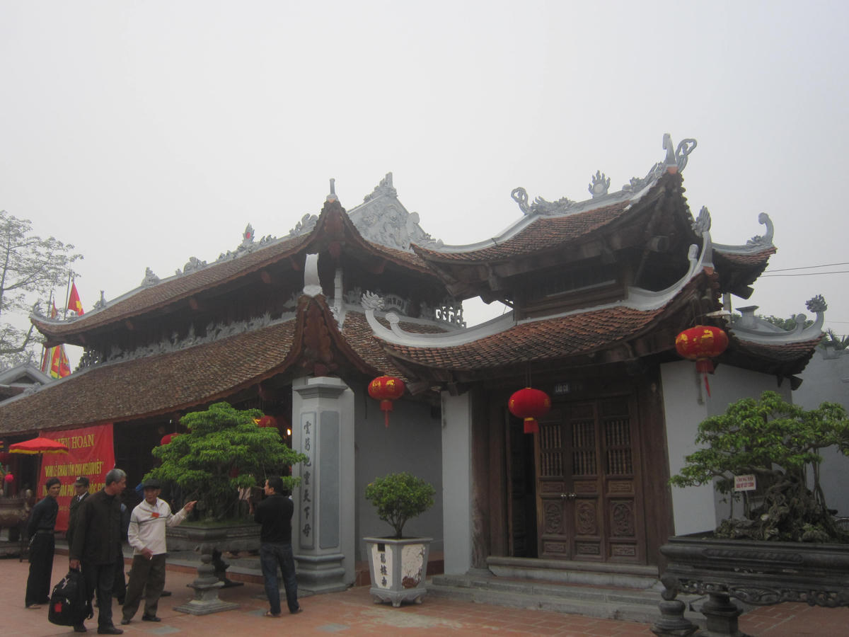 Một góc phủ Vân Cát thuộc Quần thể di tích Phủ Dầy (xã Vụ Bản, tỉnh Ninh Bình). Ảnh: Nam Dương.