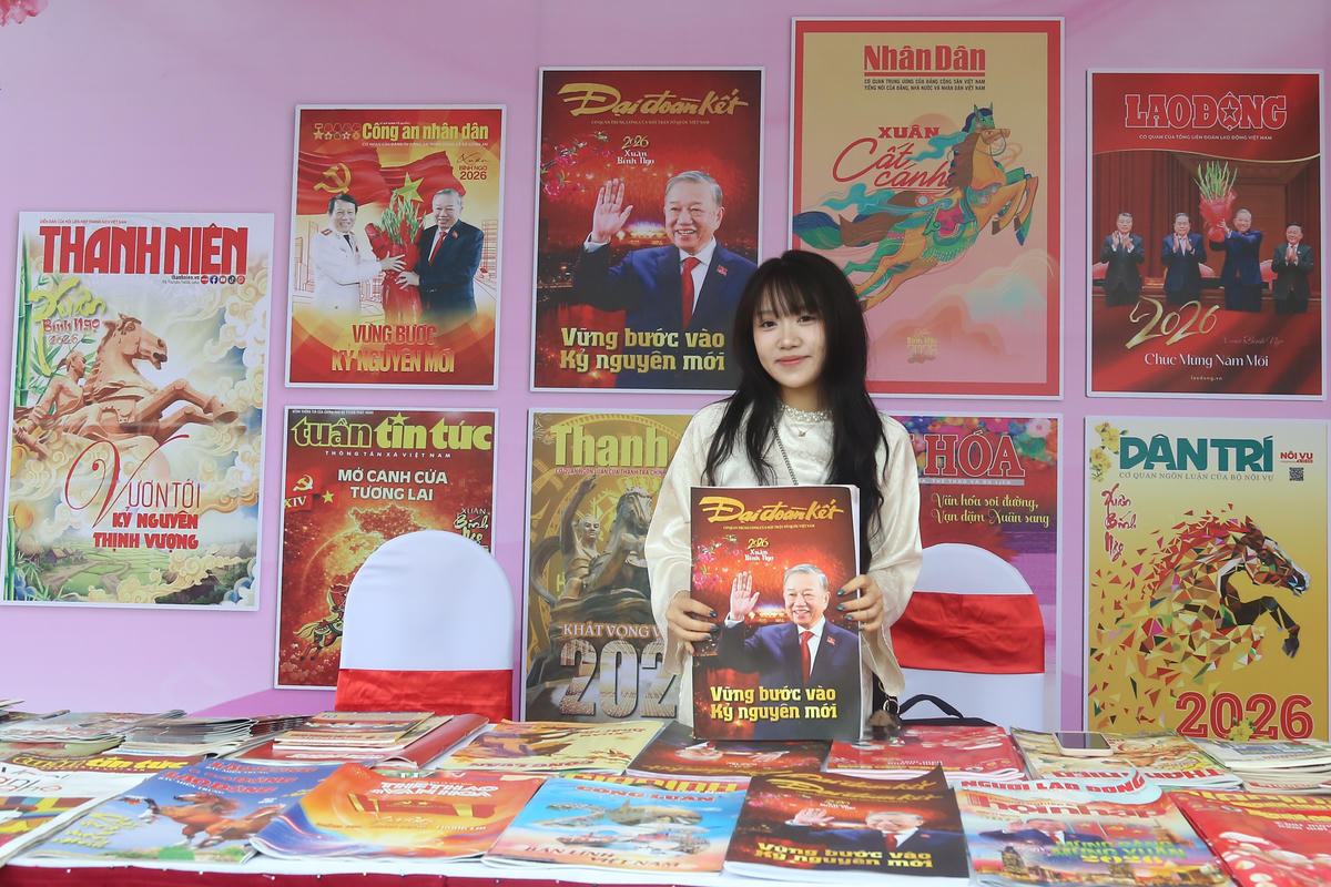 Ấn phẩm Xuân Bính Ngọ 2026 của Báo Đại Đoàn Kết được nhiều bạn trẻ quan tâm. Ảnh: Đình Minh
