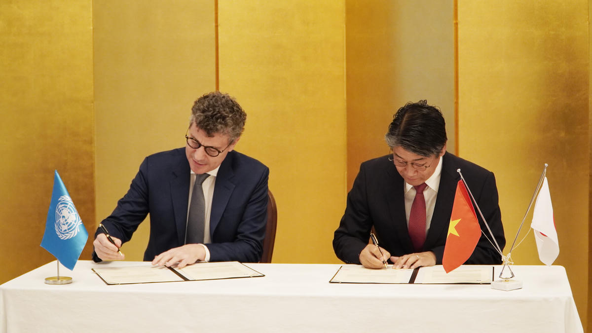 Quang cảnh lễ ký kết&nbsp;