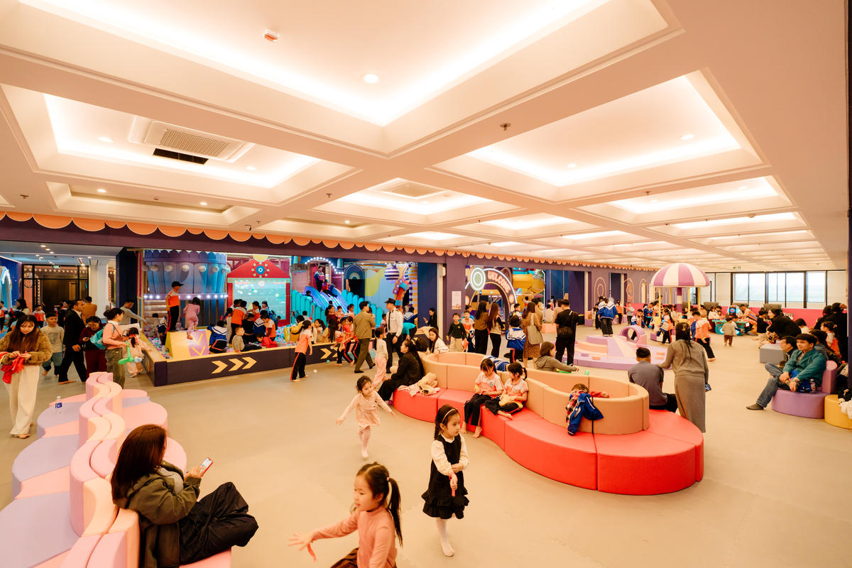 Ecopark tràn ngập sắc hoa tại các đại đô thị khắp 3 miền dịp Tết Bính Ngọ 2026