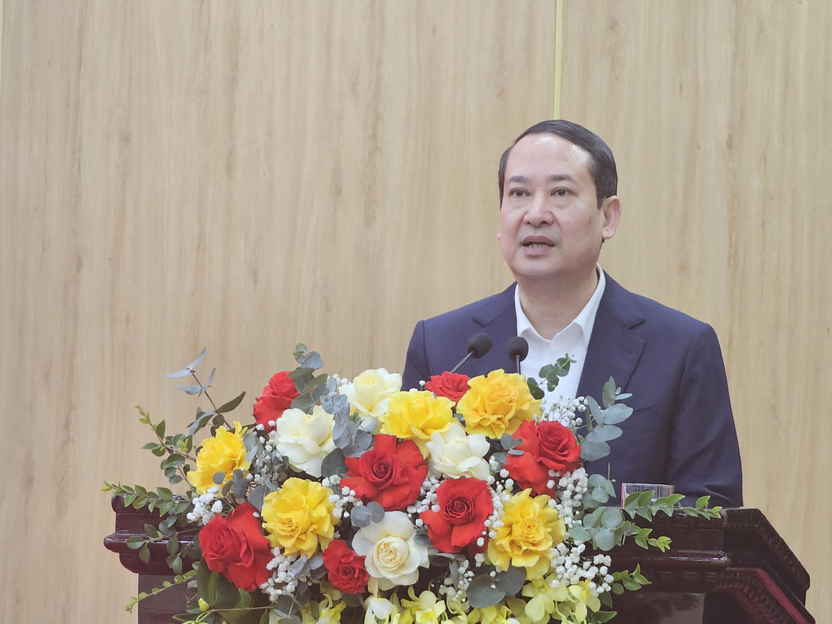 Ông Mai Văn Tuất - Phó Bí thư Tỉnh ủy, Chủ tịch Ủy ban MTTQ tỉnh Ninh Bình phát biểu khai mạc hội nghị. Ảnh: Đình Minh