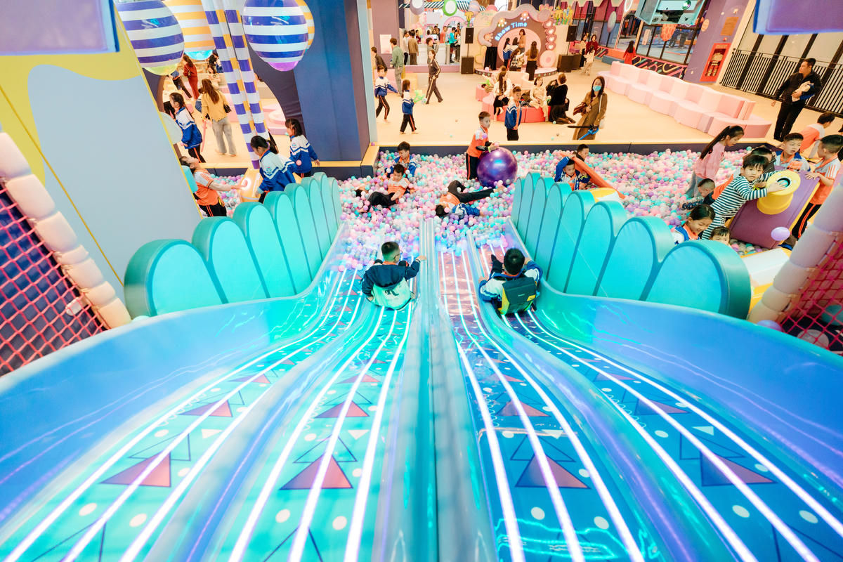 Ecopark tràn ngập sắc hoa tại các đại đô thị khắp 3 miền dịp Tết Bính Ngọ 2026