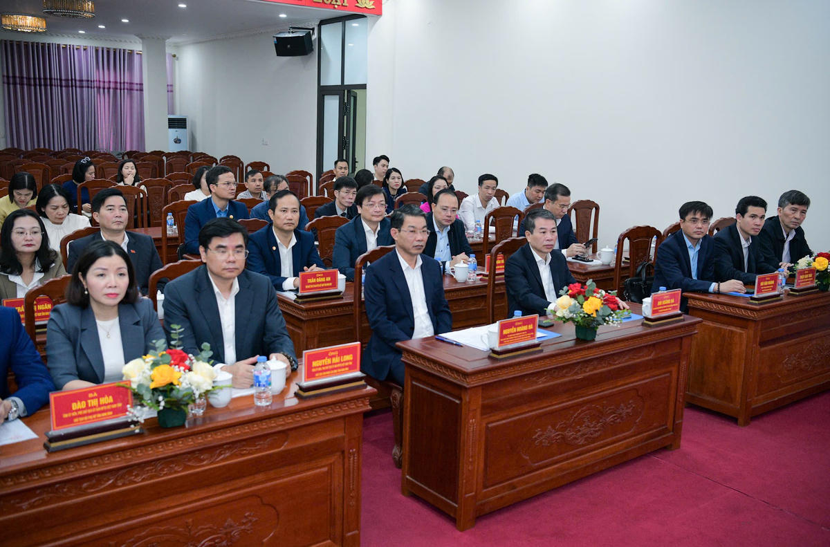 Các đại biểu dự hội nghị. Ảnh: Trường Giang