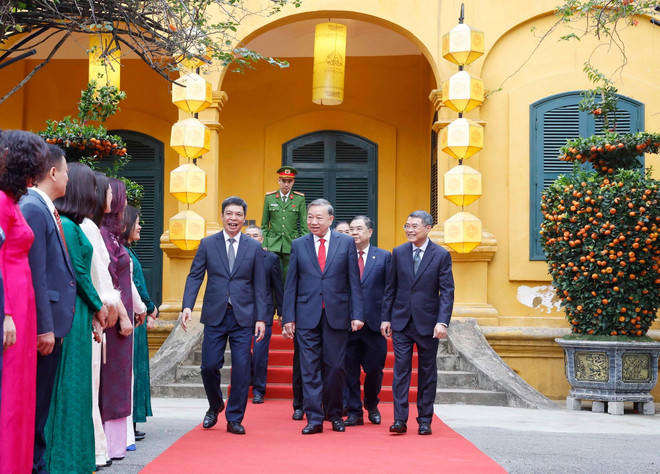 Tổng Bí thư Tô Lâm tại Khu Di tích Hoàng Thành Thăng Long-Hà Nội. (Ảnh: Thống Nhất/TTXVN).