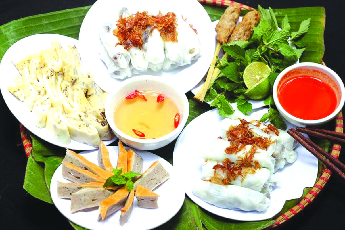 Đặc sản bánh cuốn Thanh Trì. Ảnh: M.Q.