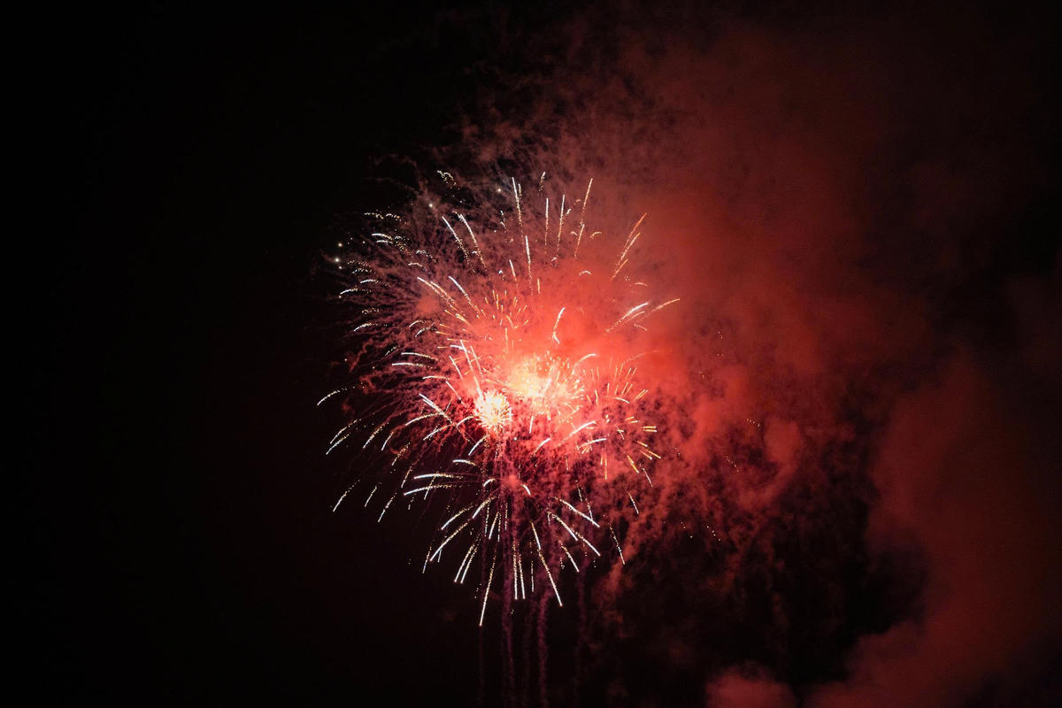 Ninh Bình, Thanh Hóa rực rỡ pháo hoa chào mừng năm mới