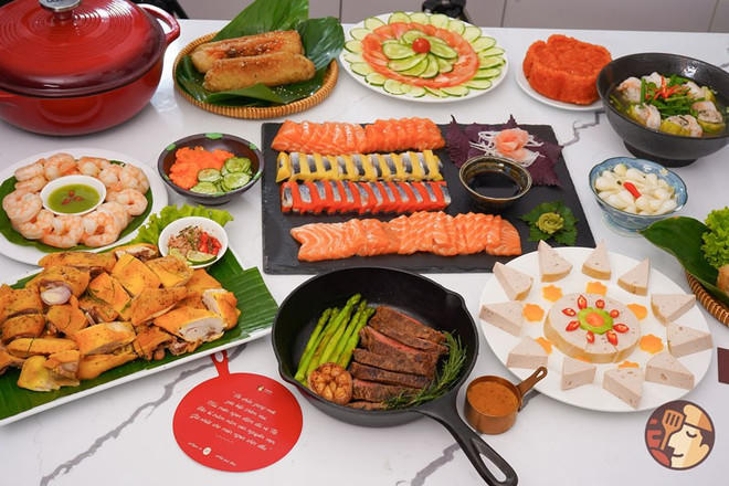 Mâm cơm Tết của người Việt thay đổi thế nào theo thời gian?