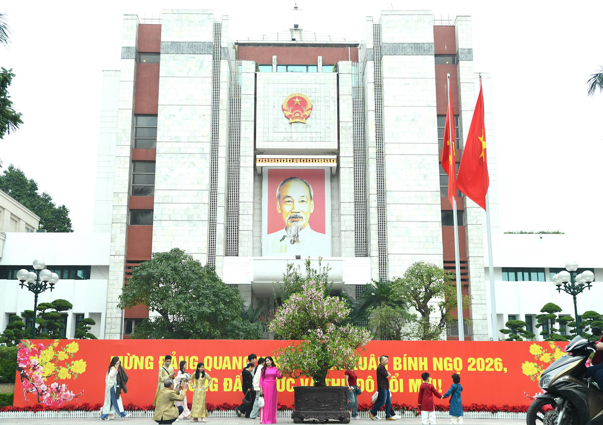 Mùa xuân hôm nay mở ra nhịp sống mới – mùa của niềm tin và khát vọng phát triển, được nâng đỡ bởi nền tảng văn hóa ngàn năm của dân tộc, hướng tới một kỷ nguyên mới. Ảnh: Phạm Sỹ.
