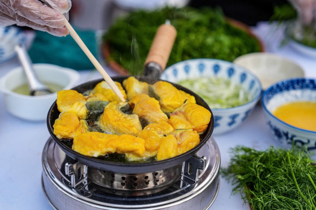 Chả cá Lã Vọng.