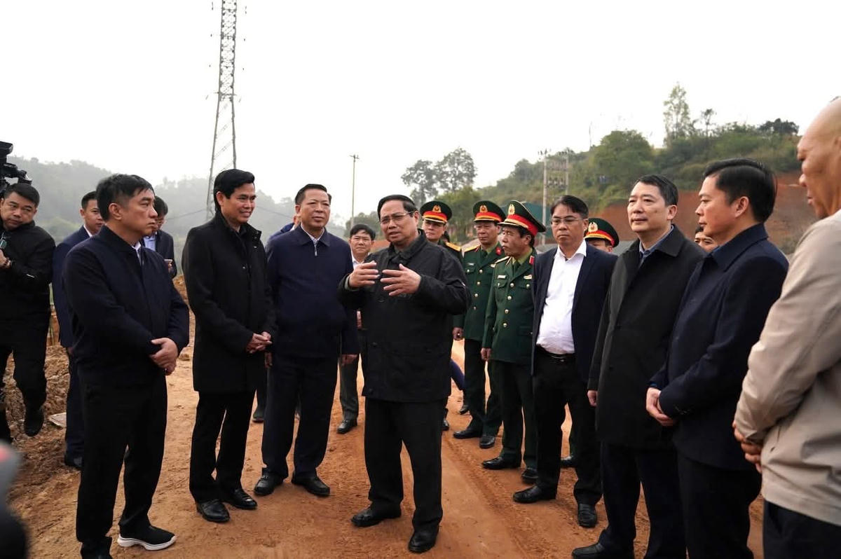 Thủ tướng Chính phủ Phạm Minh Chính kiểm tra thực địa cgông trường thi công cao tốc Hữu Nghị - Chi Lăng và Đồng Đăng - Trà Lĩnh vào ngày 20/2/2026 (mùng 4 Tết Bính Ngọ).