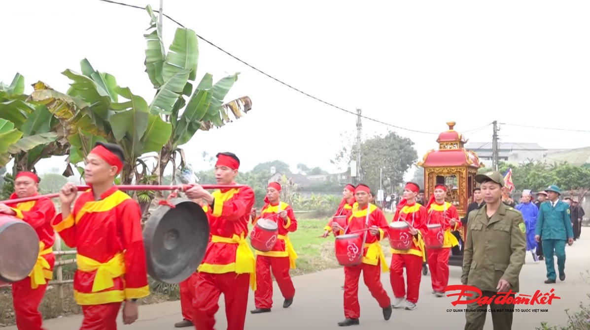 Lễ rước&nbsp;đất, rước nước được tổ chức vào ngày mùng 5 tháng giêng. Ảnh: Anh Toán.