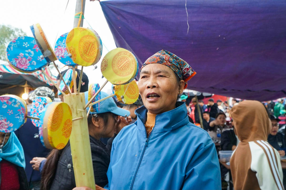 Theo UBND phường Đông Sơn, hiện địa phương đang tiếp tục hoàn thiện hồ sơ, đề nghị công nhận chợ Chuộng là di sản văn hóa phi vật thể. Ảnh: Đình Minh