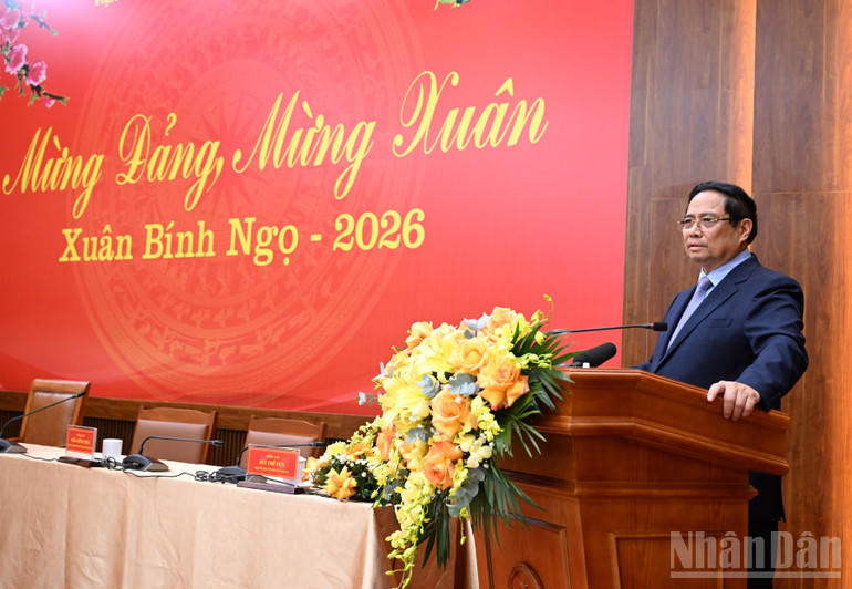 Thủ tướng Phạm Minh Chính phát biểu ý kiến tại buổi làm việc. (Ảnh: TRẦN HẢI).