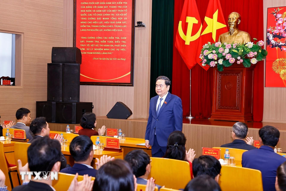 Chủ tịch Quốc hội Trần Thanh Mẫn thăm, chúc Tết, giao nhiệm vụ cho Kiểm toán Nhà nước. (Ảnh: Doãn Tấn/TTXVN)