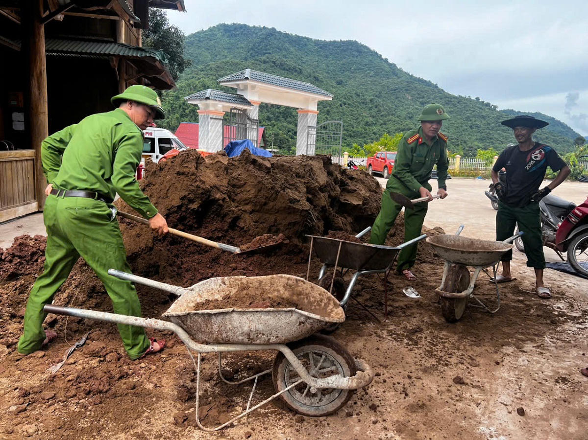 Xuân về trong những mái ấm nơi vùng biên viễn