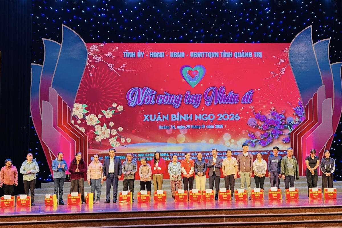 Mặt trận Quảng Trị vận động, tổ chức trao 69.577 suất quà Tết